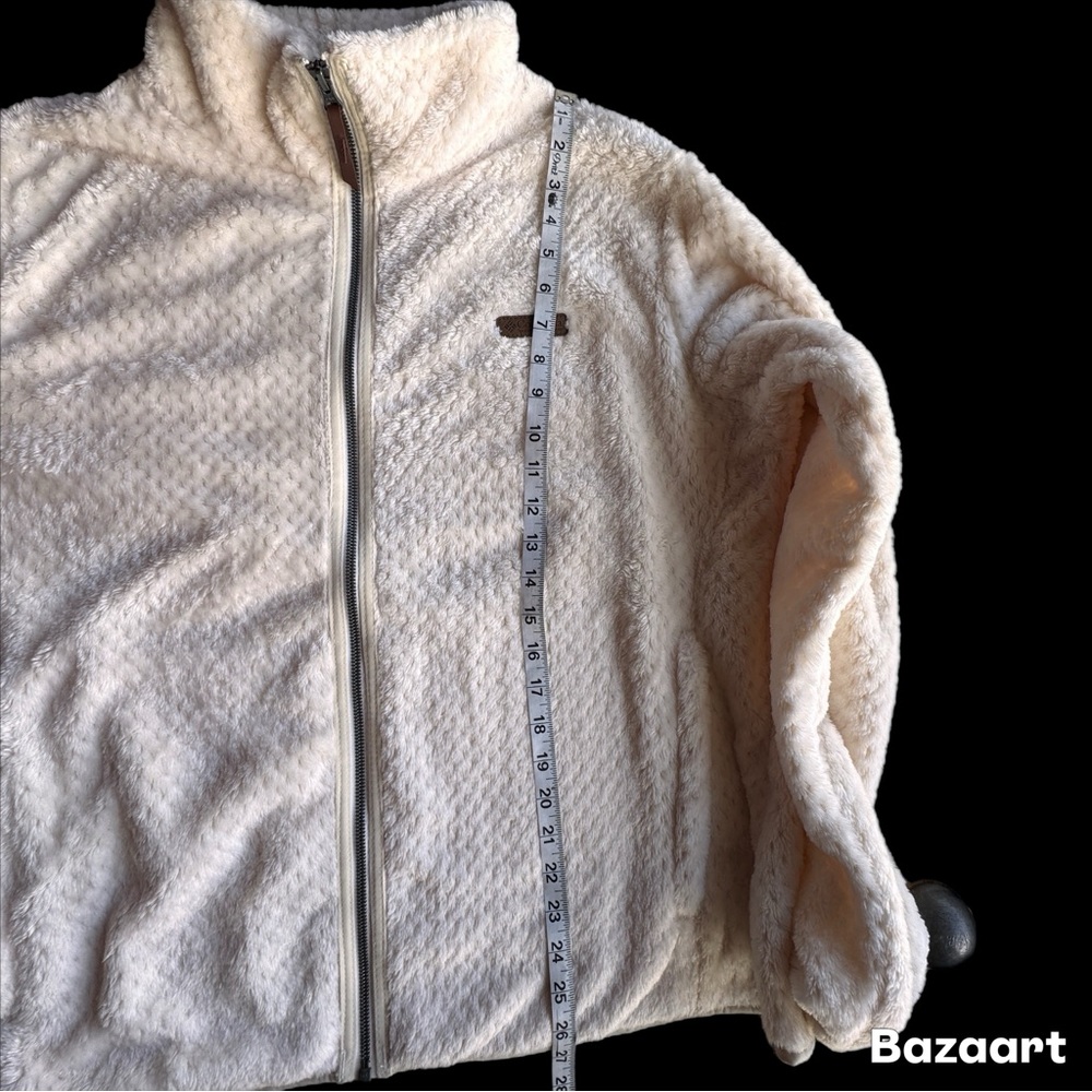 Elegant White-Cream Teddy Jacket - Picture 11 of 11